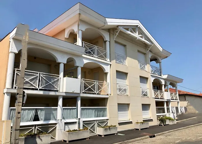 Апартаменты Marina 2 Pieces Avec Parking Et Wifi Centre