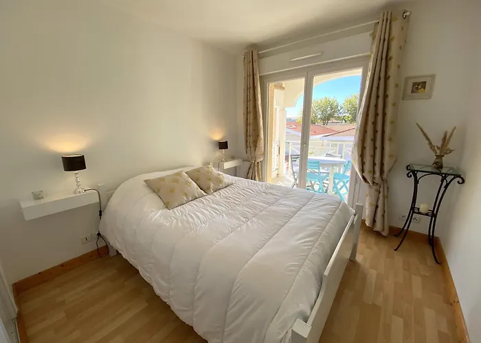 Marina 2 Pieces Avec Parking Et Wifi Centre Апартаменты